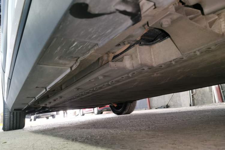 Used ARCFOX Kaola 2023 Family Edition Pro Left Side Sill
