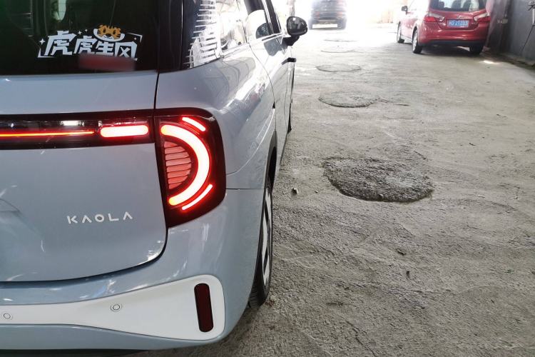 Used ARCFOX Kaola 2023 Family Edition Pro Right Rear Taillight