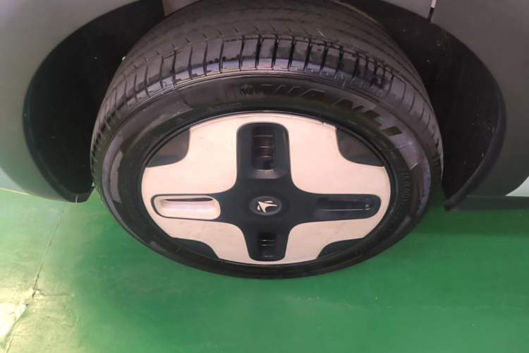 Used ARCFOX Kaola 2023 Family Edition Right Rear Wheel Hub