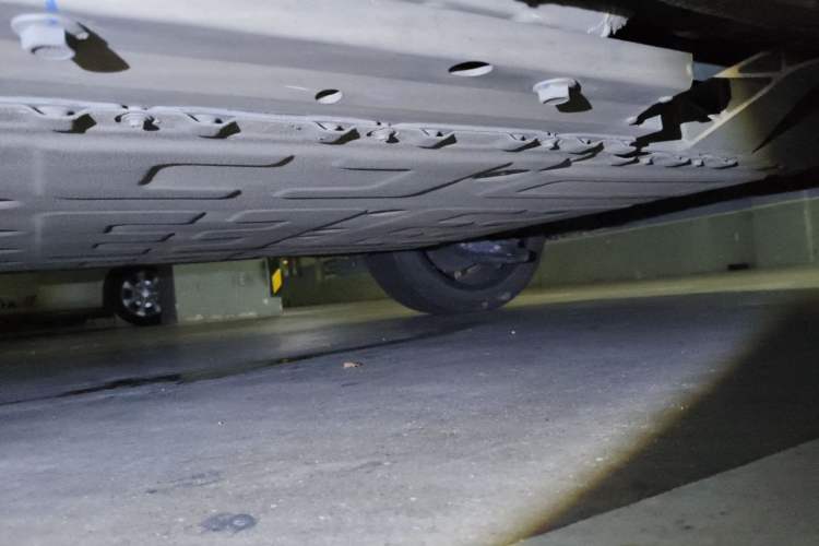 Used ARCFOX Kaola 2023 Family Edition Chassis Rear Left