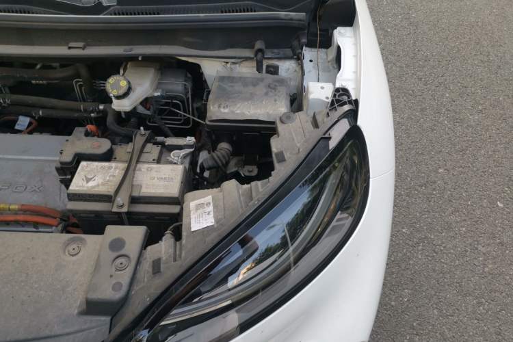 Used ARCFOX Kaola 2023 Family Edition Pro Engine Bay Left
