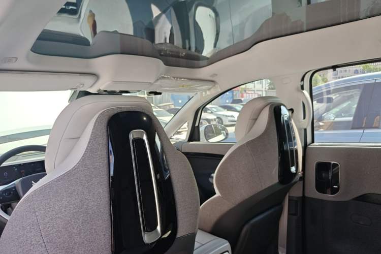 Used ARCFOX Kaola 2023 Family Edition Headliner