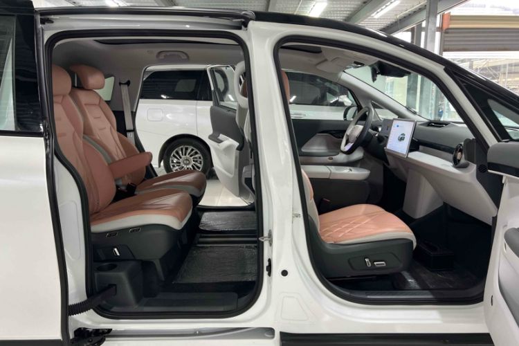 Used ARCFOX Kaola 2023 Parent-Child Edition Interior 10