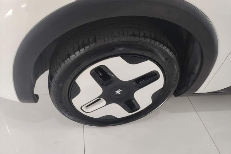 Used ARCFOX Kaola 2023 Parent-Child Edition Left Front Wheel Hub