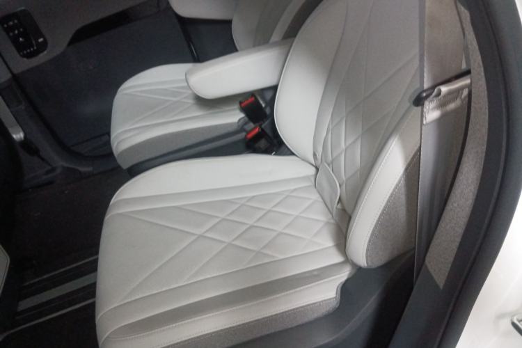 Used ARCFOX Kaola 2023 Parent-Child Edition Pro Left Rear Seat