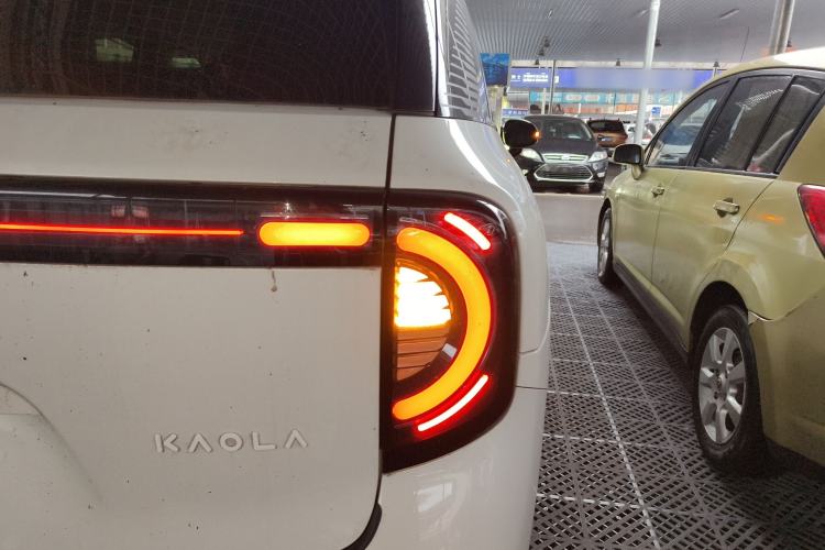 Used ARCFOX Kaola 2023 Family Edition Right Rear Taillight