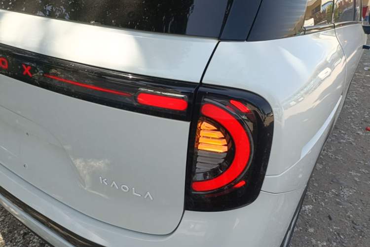 Used ARCFOX Kaola 2023 Parent-Child Edition Right Rear Taillight