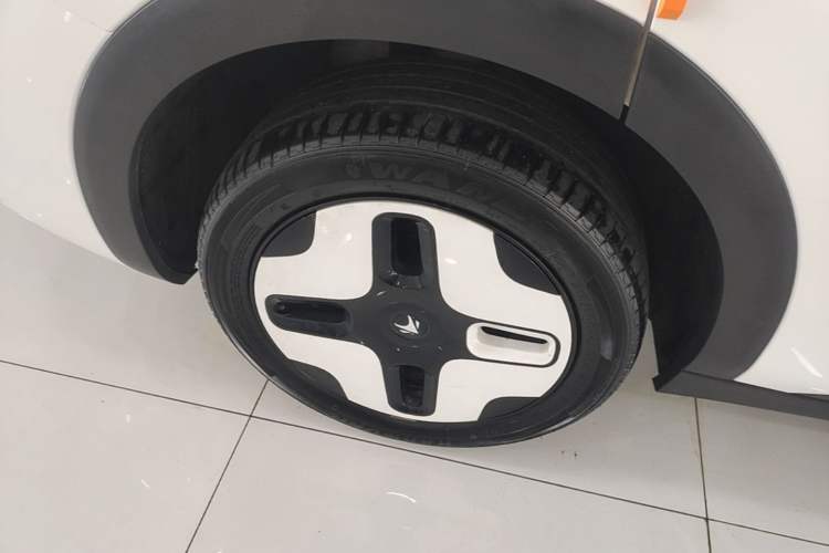 Used ARCFOX Kaola 2023 Parent-Child Edition Right Rear Wheel Hub