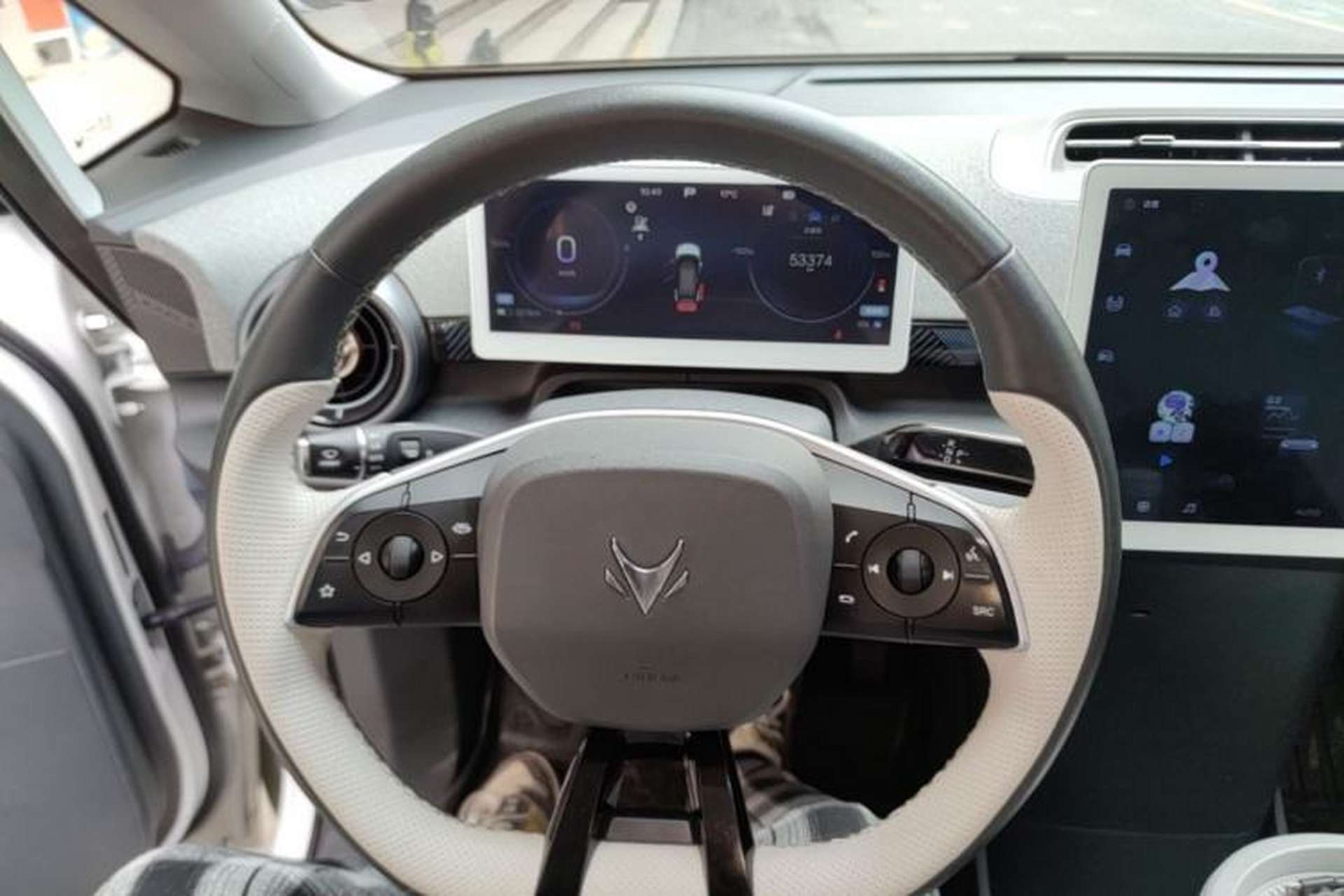 Used ARCFOX Kaola 2023 Family Edition Steering Wheel