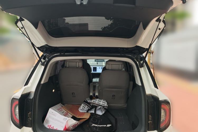 Used ARCFOX Kaola 2023 Family Edition Trunk