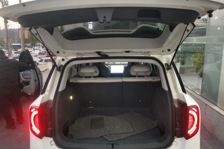 Used ARCFOX Kaola 2023 Parent-Child Edition Trunk