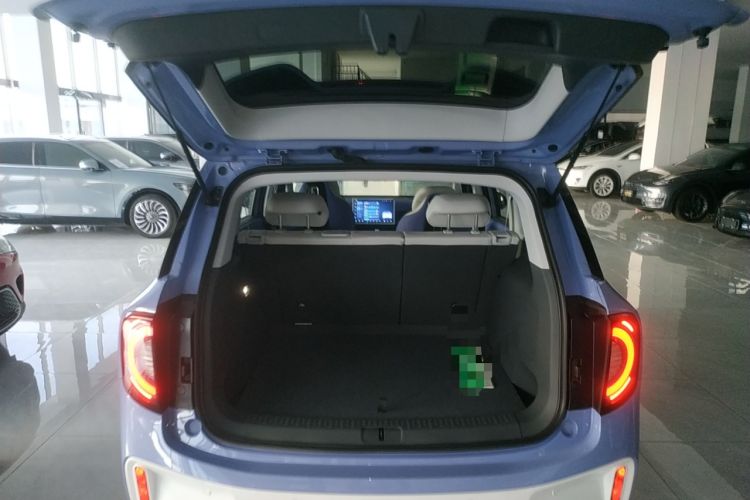 Used ARCFOX Kaola 2024 Family Edition AIR Trunk