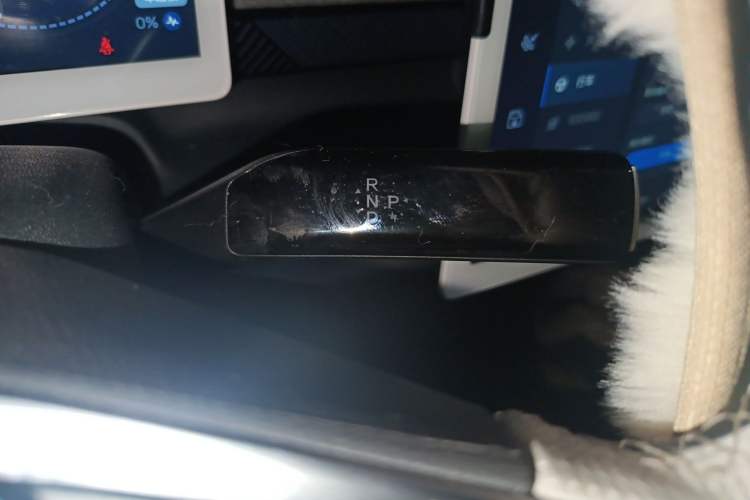 Used ARCFOX Kaola 2024 Family Edition AIR Gear Lever