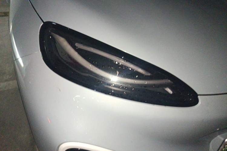 Used ARCFOX Kaola 2024 Family Edition AIR Right Front Headlight
