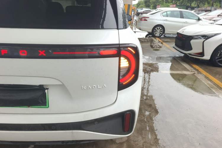 Used ARCFOX Kaola 2024 Family Edition AIR Right Rear Taillight