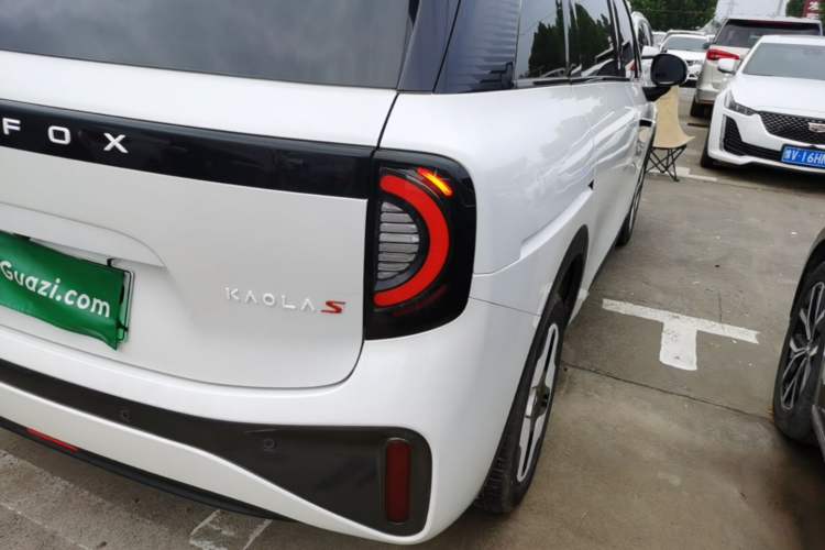 Used ARCFOX Kaola 2024 Family Edition AIR Right Rear Taillight