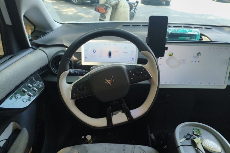 Used ARCFOX Kaola 2024 Family Edition AIR Steering Wheel