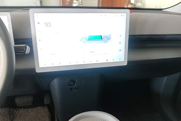 Used ARCFOX Kaola S 2024 PRO Audio And AC Panel