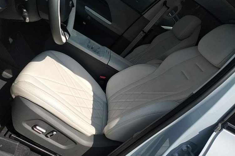 Used ARCFOX Kaola S 2024 AIR Left Front Seat
