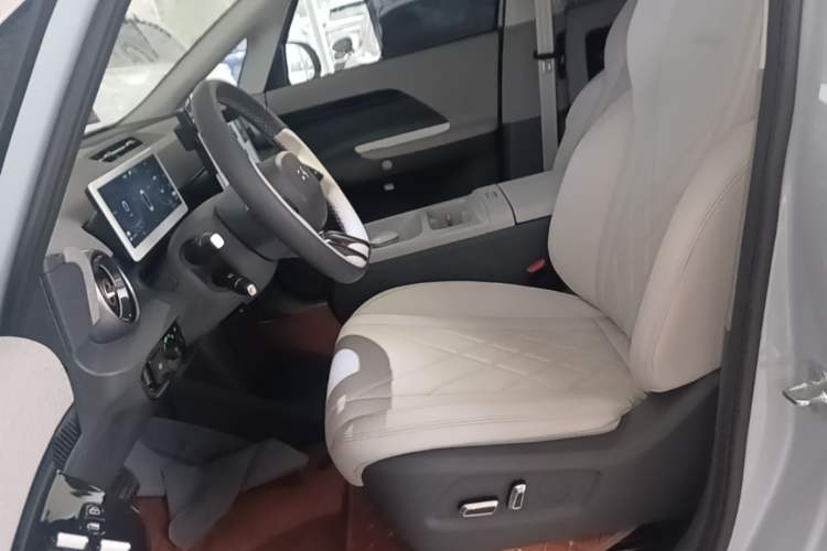Used ARCFOX Kaola S 2024 AIR Left Front Seat