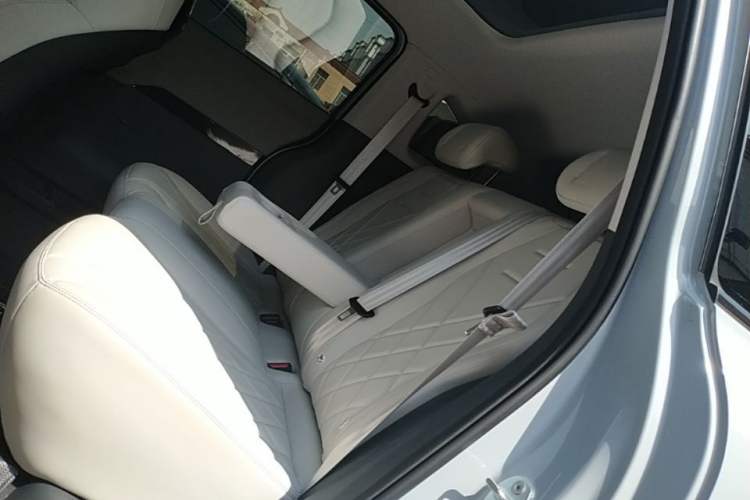 Used ARCFOX Kaola S 2024 AIR Left Rear Seat