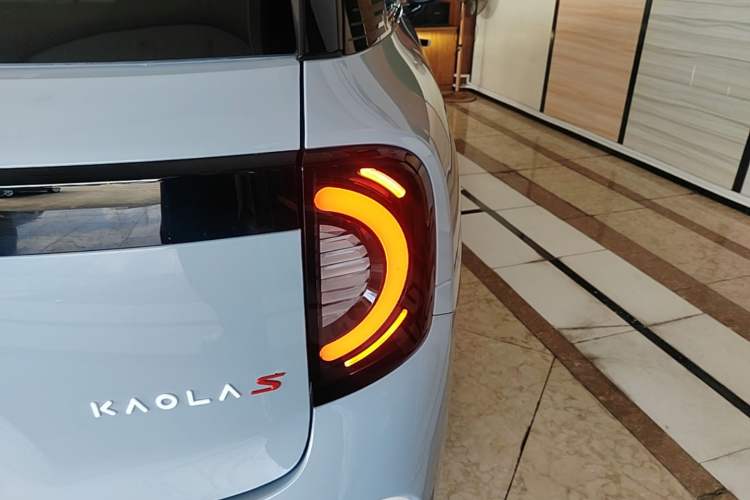 Used ARCFOX Kaola S 2024 PRO Right Rear Taillight
