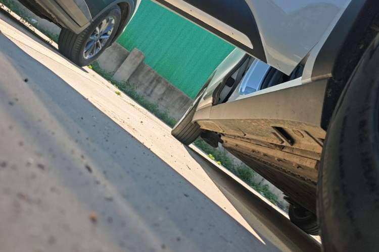 Used ARCFOX Kaola S 2024 AIR Right Side Sill