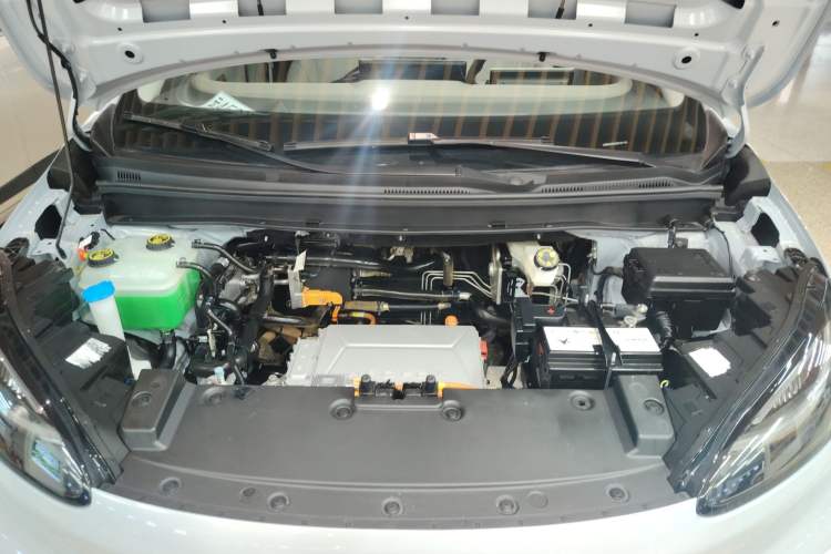 Used ARCFOX Kaola S 2024 AIR Engine Bay