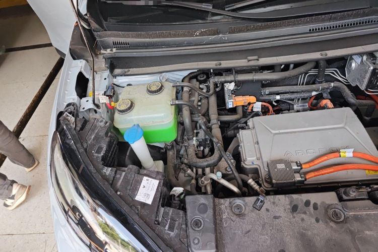 Used ARCFOX Kaola S 2024 AIR Engine Bay Right