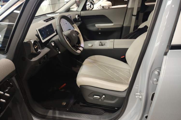 Used ARCFOX Kaola S 2024 AIR Left Front Seat
