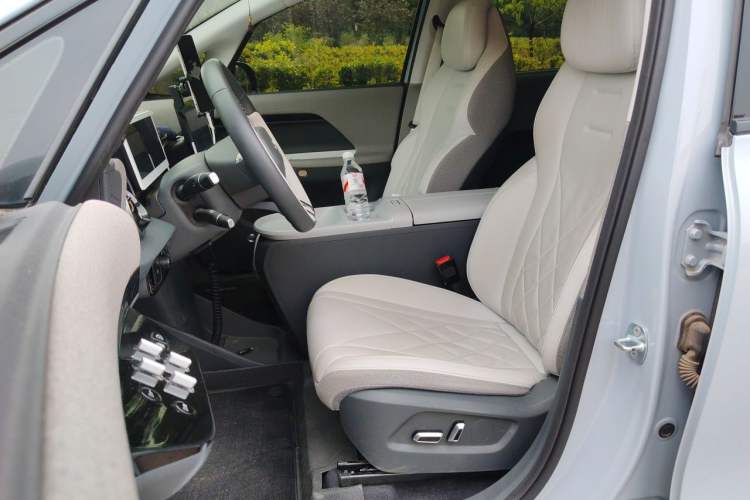 Used ARCFOX Kaola S 2024 PRO Left Front Seat