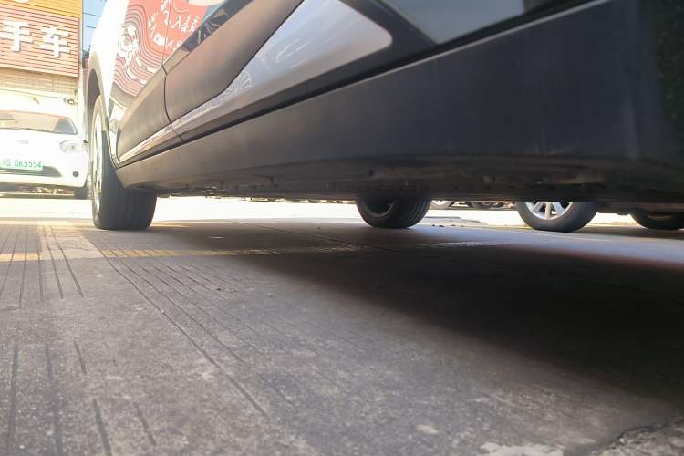Used ARCFOX Kaola S 2024 AIR Left Side Sill