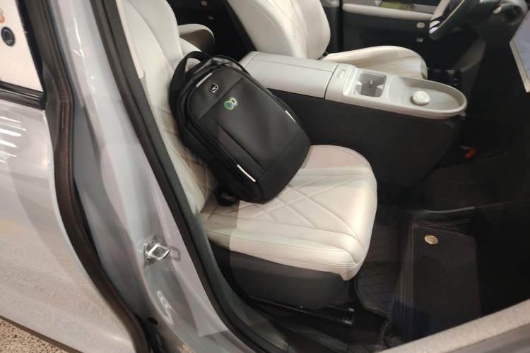 Used ARCFOX Kaola S 2024 AIR Right Front Seat