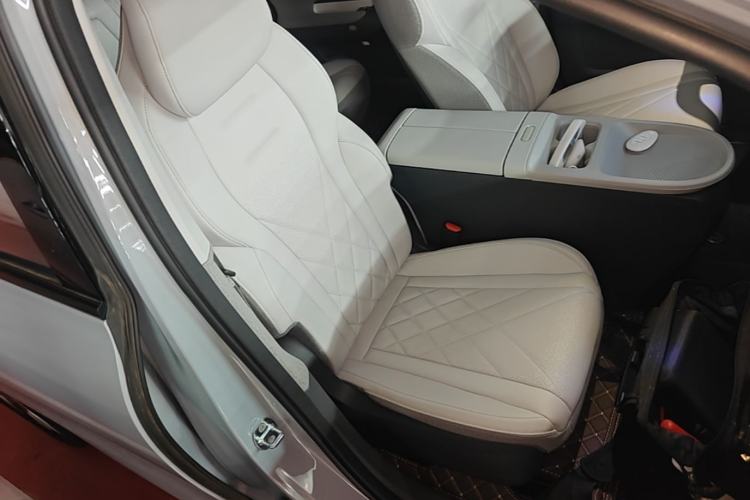 Used ARCFOX Kaola S 2024 PRO Right Front Seat
