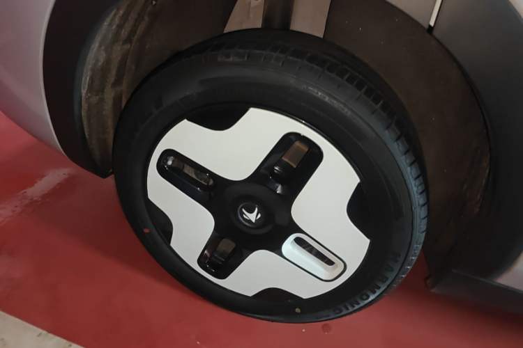 Used ARCFOX Kaola S 2024 PRO Right Rear Wheel Hub