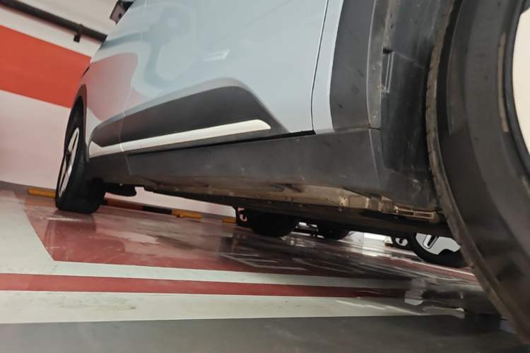 Used ARCFOX Kaola S 2024 PRO Right Side Sill