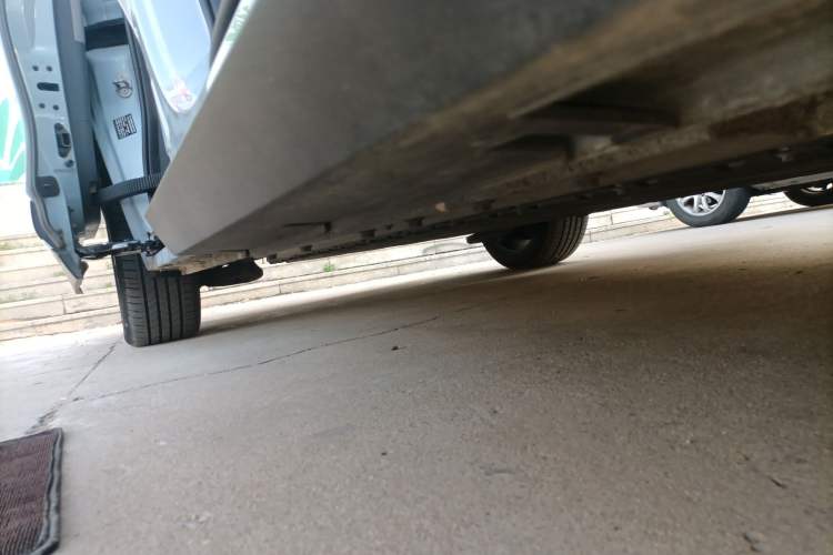 Used ARCFOX Kaola S 2024 AIR Right Side Sill