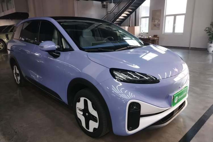 Used ARCFOX Kaola S 2024 Zhi Xing Edition Front Right 45 Deg