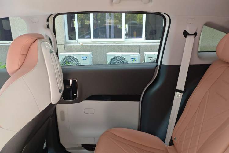 Used ARCFOX Kaola S 2024 PRO Interior 6