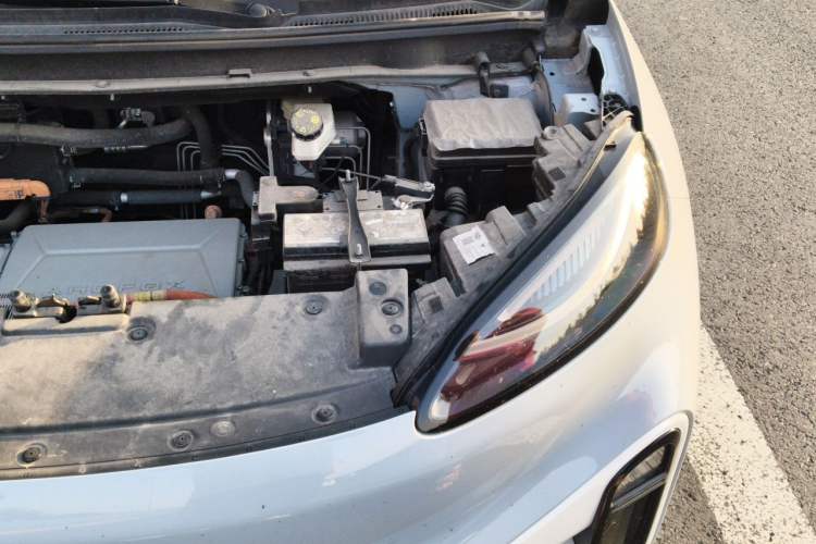 Used ARCFOX Kaola S 2024 AIR Engine Bay Left