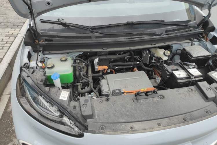 Used ARCFOX Kaola S 2024 AIR Engine Bay Right