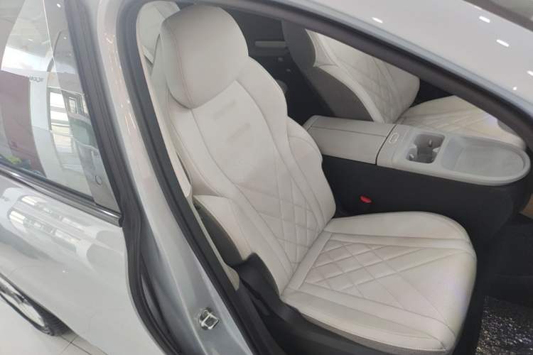 Used ARCFOX Kaola S 2024 PRO Right Front Seat