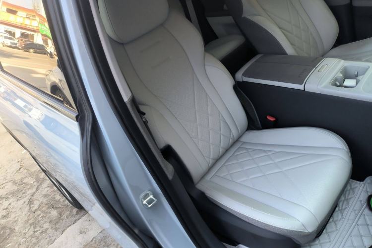 Used ARCFOX Kaola S 2024 AIR Right Front Seat