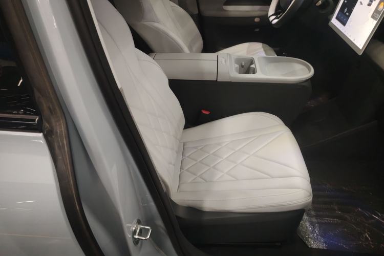 Used ARCFOX Kaola S 2024 AIR Right Front Seat