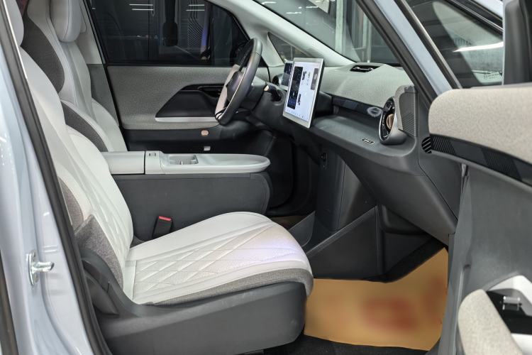 Used ARCFOX Kaola S 2024 PRO Right Front Seat