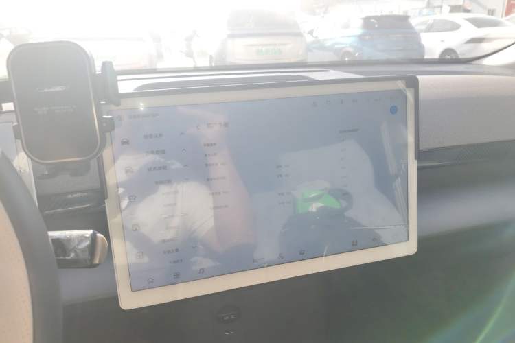 Used ARCFOX Kaola S 2024 AIR Audio And AC Panel