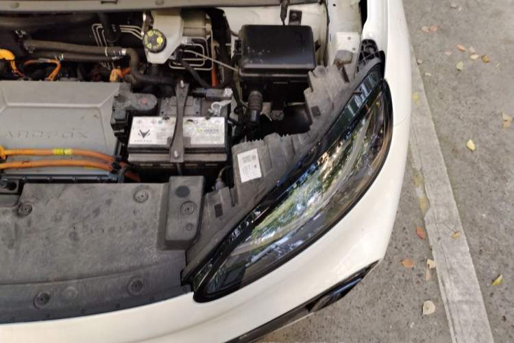 Used ARCFOX Kaola S 2024 AIR Engine Bay Left