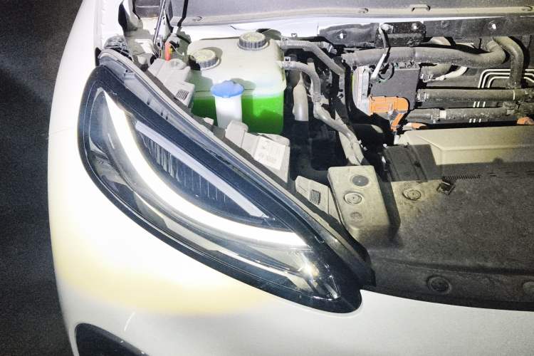 Used ARCFOX Kaola S 2024 AIR Engine Bay Right