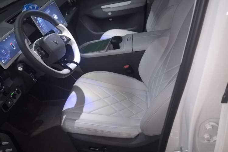 Used ARCFOX Kaola S 2024 AIR Left Front Seat