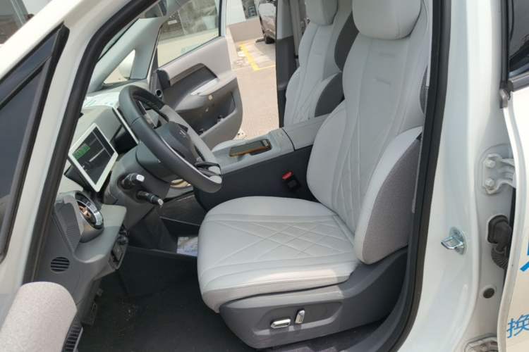 Used ARCFOX Kaola S 2024 PRO Left Front Seat